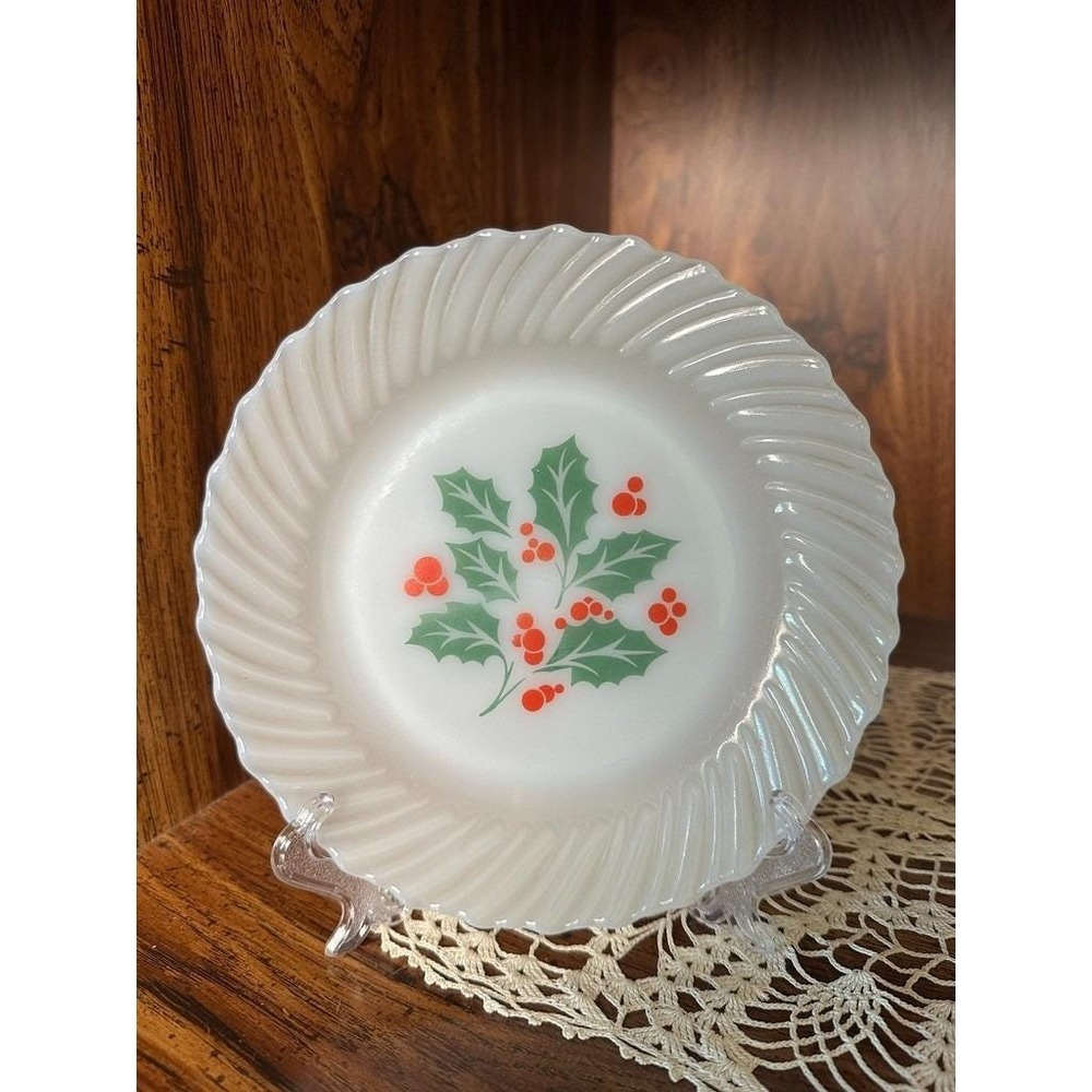Vintage Termocrisa Milk Glass Christmas Holly Berry Plates | Holiday Set of 2